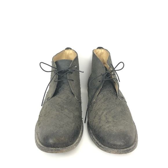 Frye Men's 'Phillip' Chukka Boots Distressed - Picture 2 of 7